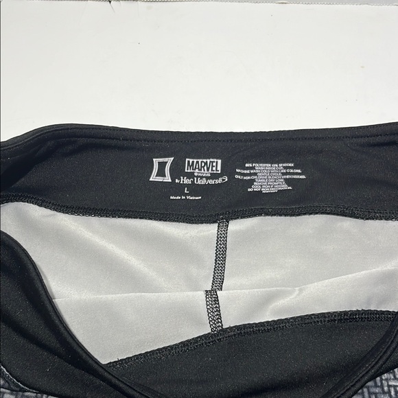 Marvel by her universe large black and gray shorts - Picture 2 of 6